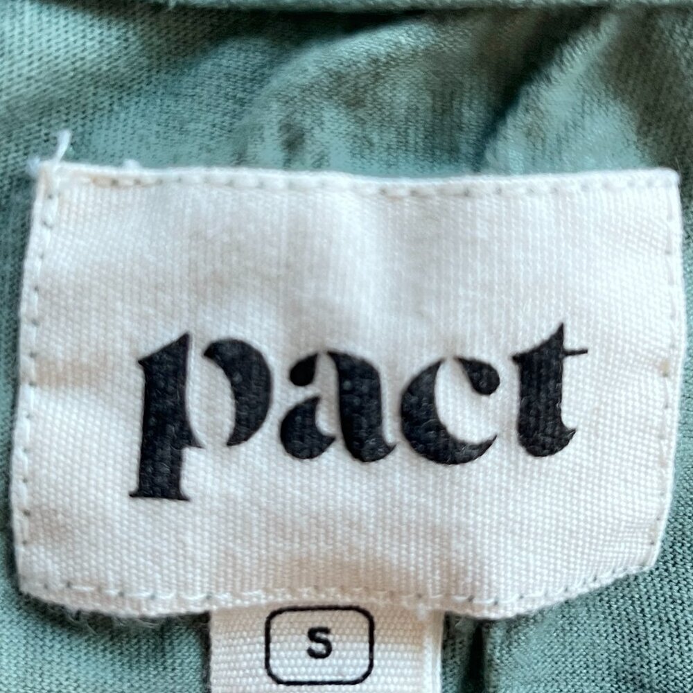 Pact Organic Cotton Graphic T-Shirt Green Size S Sustainable Casual Tee NWOT - Picture 2 of 6